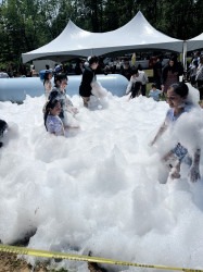 34E1C592 58A6 4AEA 875E 80E332308214 1749862696 foam machine